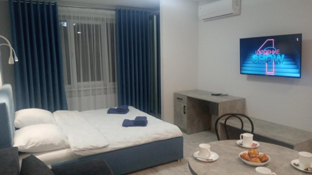 Apartament Yescity! Uzhhorod Bagian luar foto
